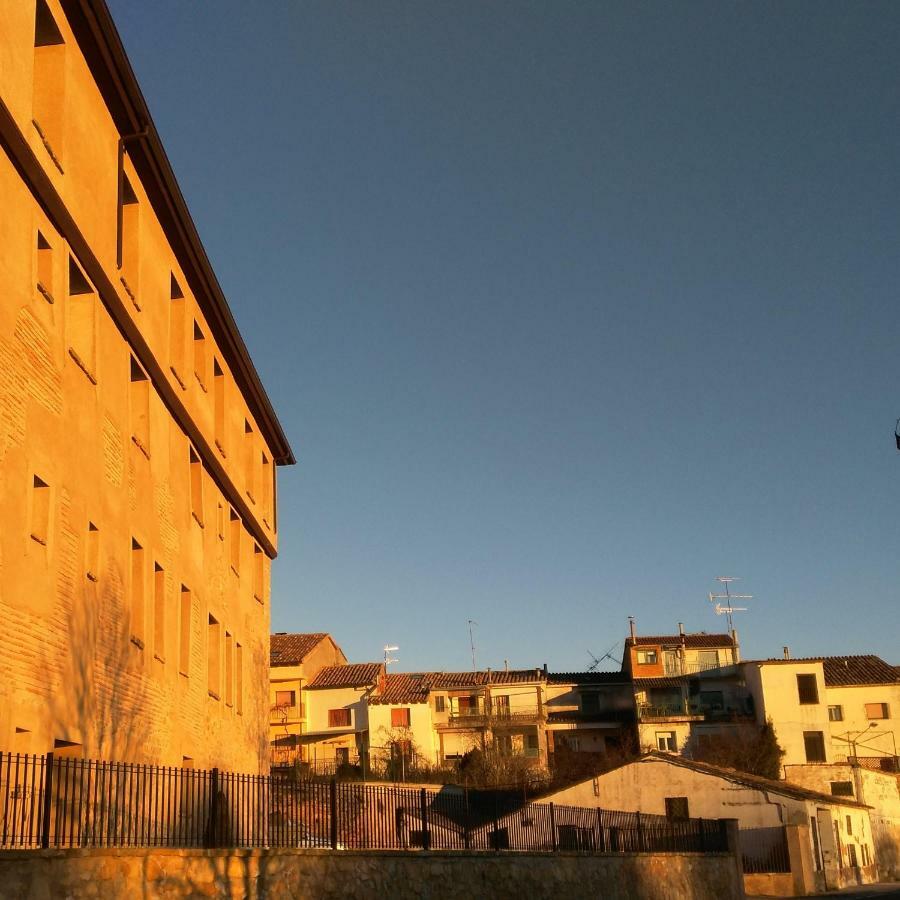 Albergue De Benabarre-Calumet Kültér fotó